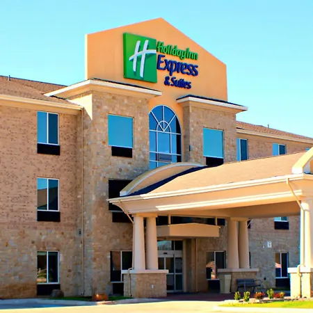 Holiday Inn Express & Suites Bonham By Ihg